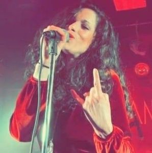 Meet your Posher, Gisela